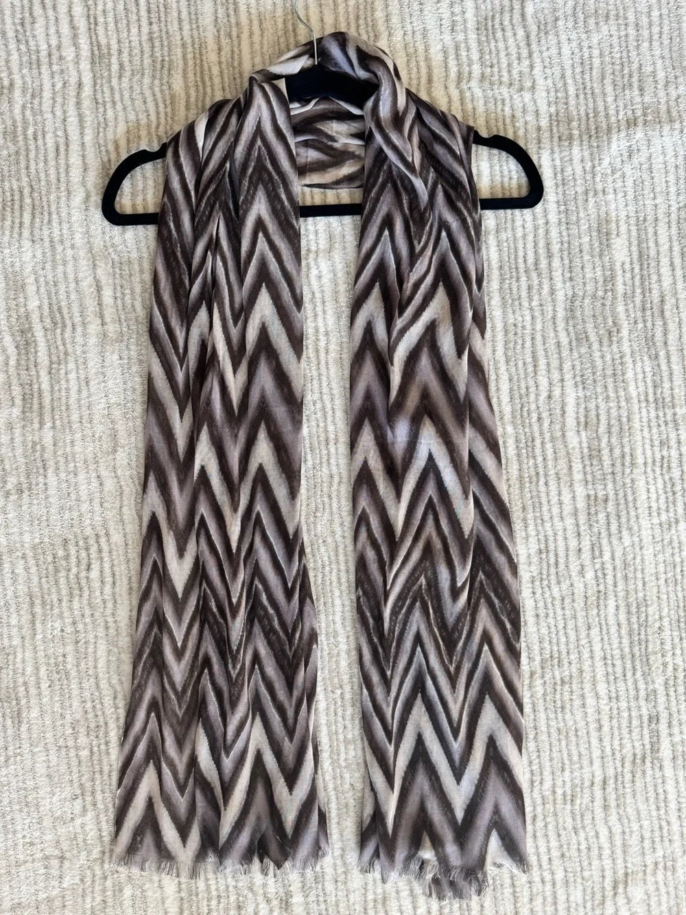 Banana Republic Chevron Scarf Brown Taupe 100% Viscose